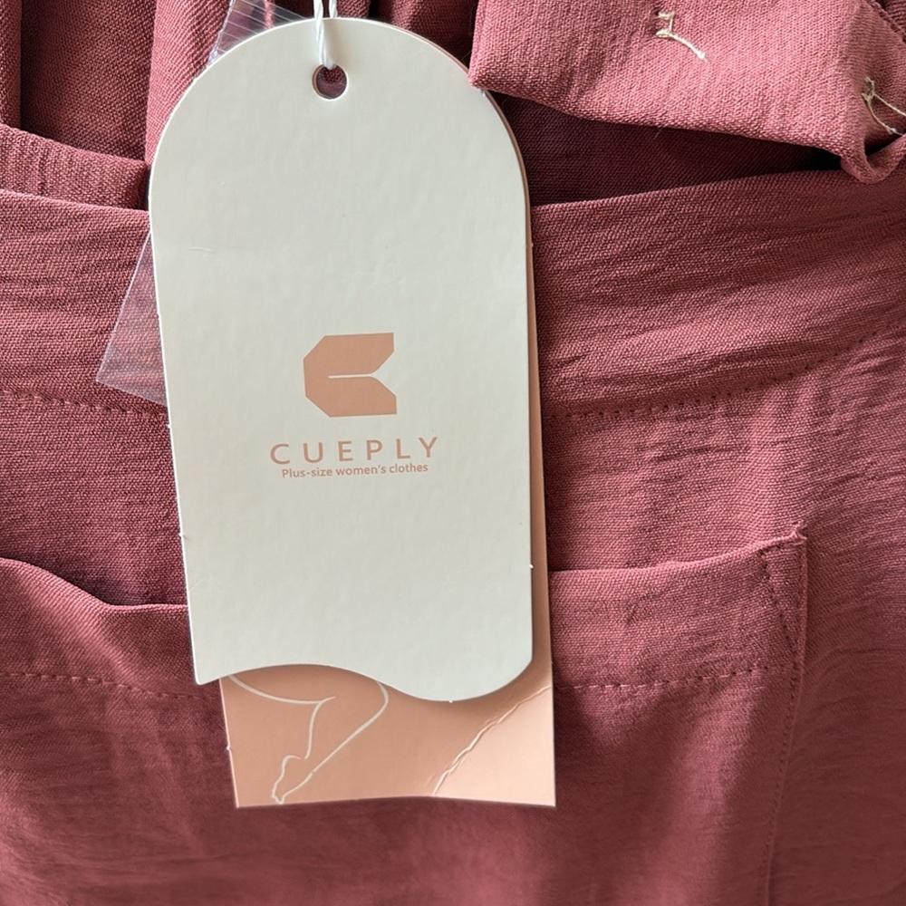 NWT Cueply Wide Leg Overalls -Size Small - Picture 3 of 9